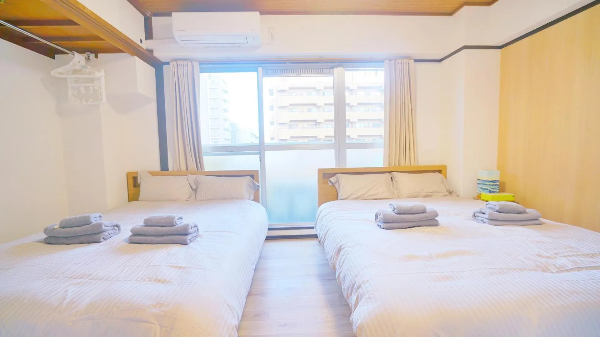 Cowcow Hotel Shinjuku Tokió Apartmanhotel
